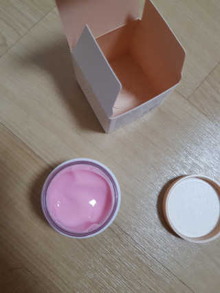 어글리프루프 크림 스탑디어글리 핑크모먼트 50ml — 5점을 준 리뷰어가 2020년 10월 올린 사용 사진