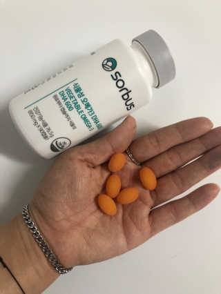 소버스 식물성 오메가3 DHA 600 — 4.5점을 준 리뷰어가 2020년 4월 올린 사용 사진