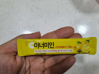 이너미인 VITAMIN-C 700 — 4점을 준 리뷰어가 2020년 9월 올린 사용 사진