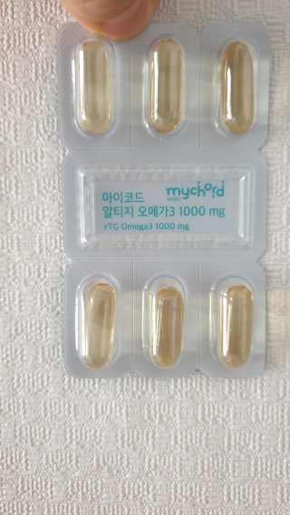 JW중외제약 마이코드 알티지 오메가3 1000 mg — 5점을 준 리뷰어가 2020년 8월 올린 사용 사진