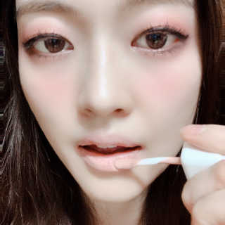 셀프코딩 코드 크러쉬 매트 리퀴드 립스틱+스티커 세트 — 5점을 준 리뷰어가 2020년 9월 올린 사용 사진