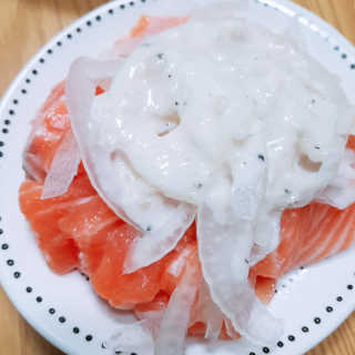 동원산업 항공직송 동원생연어_400g — 1점을 준 리뷰어가 2020년 5월 올린 사용 사진