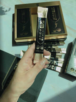 헬스업_천명진프리미엄홍삼스틱_10ml x 30포 — 5점을 준 리뷰어가 2020년 9월 올린 사용 사진