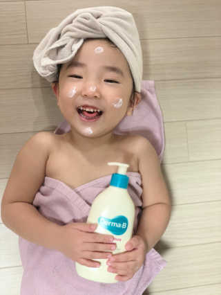 더마비 데일리 모이스처 바디 로션 — 5점을 준 리뷰어가 2020년 12월 올린 사용 사진