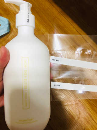 멈칫 향기좋은 약산성 샴푸, 단백질 퀵트리트먼트 택1 — 5점을 준 리뷰어가 2020년 7월 올린 사용 사진