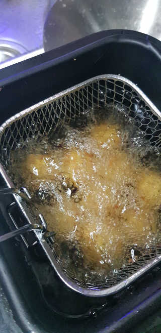 가치식탁 리얼치즈스틱, 리얼크림치즈볼 — 4.5점을 준 리뷰어가 2020년 9월 올린 사용 사진