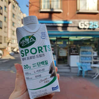 셀렉스스포츠 셀렉스 스포츠 드링크 초콜릿 _ 330ml x 12팩 — 5점을 준 리뷰어가 2020년 11월 올린 사용 사진