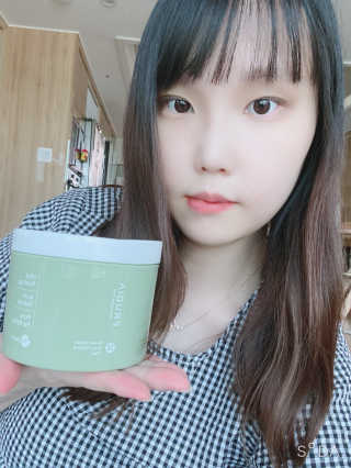 [후르디아] 약산성  모공 필링 패드(70매) — 4.5점을 준 리뷰어가 2020년 8월 올린 사용 사진