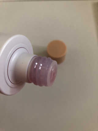 어글리프루프 에센스 스탑디어글리 레드모먼트 에센스 120ml — 5점을 준 리뷰어가 2020년 10월 올린 사용 사진