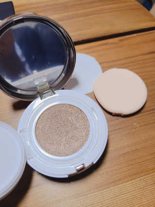 디어벨르 크림쿠션 DEAR BELLE CREAM COUSION — 5점을 준 리뷰어가 2020년 9월 올린 사용 사진