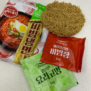 [풀무원] 끝까지 쫄깃한 면발, 풀무원 물냉면 비빔냉면 — 4점을 준 리뷰어가 2020년 5월 올린 사용 사진
