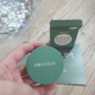 본다움 빠이빠이 세범 파우더 — 5점을 준 리뷰어가 2020년 7월 올린 사용 사진