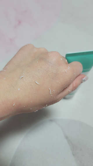 [마더메이드]엑스폴리에이팅 아쿠아 필링젤 w.그린티_K — 4점을 준 리뷰어가 2020년 10월 올린 사용 사진