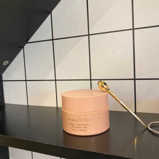 Tween.Ty Skin 트웬티스킨 리페어 아이크림 프리미엄 라인 — 5점을 준 리뷰어가 2020년 12월 올린 사용 사진