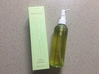 스킨큐어 산다화 순한 클렌징 동백 오일 200ml — 2.5점을 준 리뷰어가 2020년 4월 올린 사용 사진