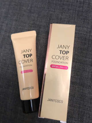 제니코코 JANYCOCO 제니 탑 커버 파운데이션 / 워터 프루프 — 5점을 준 리뷰어가 2020년 10월 올린 사용 사진