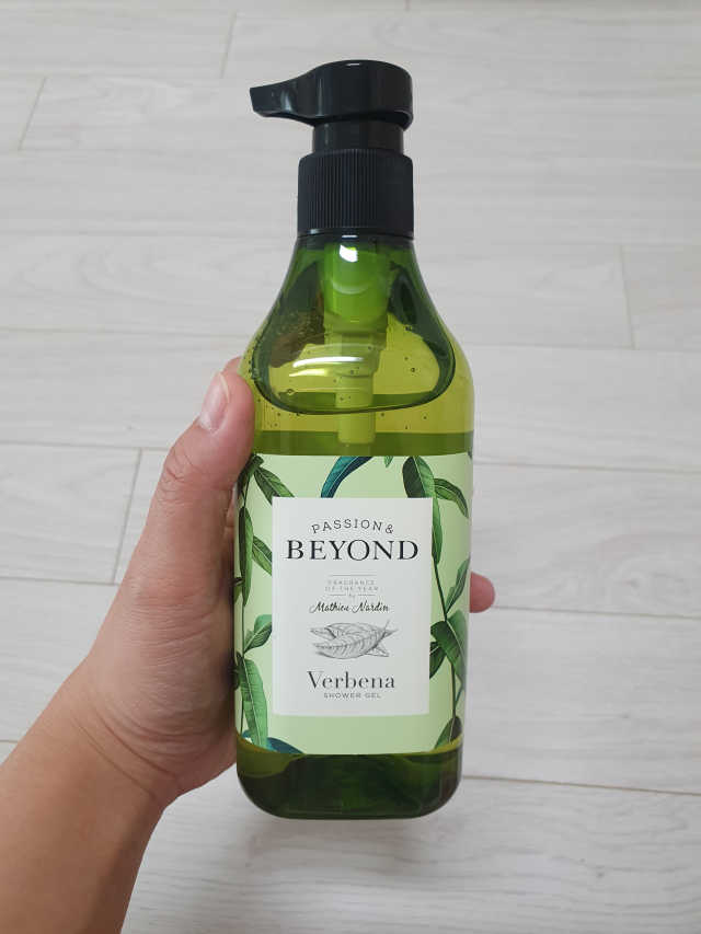 비욘드 버베나 샤워젤 450ml 리뷰 사진