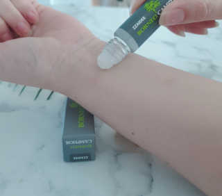 짜이디 야몽_허브로만든 힐링 아로마오일 — 4점을 준 리뷰어가 2020년 11월 올린 사용 사진