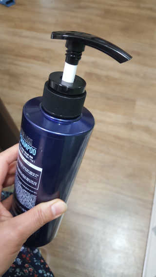 다슈코리아 다슈 데일리 단백질 한방 두피 골드 샴푸 500ml — 5점을 준 리뷰어가 2020년 12월 올린 사용 사진