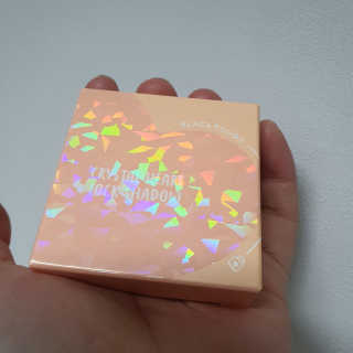 [블랙루즈] 크리스탈 하트 락 섀도우 4종 중 택1 — 5점을 준 리뷰어가 2020년 9월 올린 사용 사진