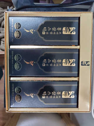 헬스업_천명진프리미엄홍삼스틱_10ml x 30포 — 4.5점을 준 리뷰어가 2020년 11월 올린 사용 사진