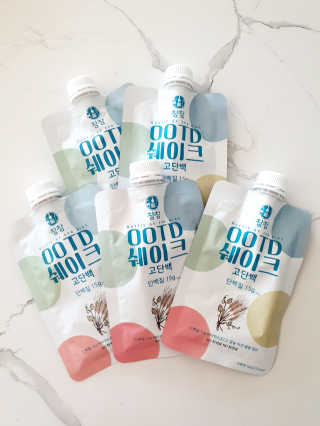 [꾸콤] 참참 OOTD쉐이크 고단백 일주일세트 50g x 5 — 5점을 준 리뷰어가 2020년 10월 올린 사용 사진