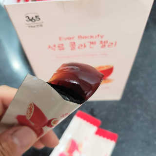 365더건강 에버뷰티 석류콜라겐 젤리 — 5점을 준 리뷰어가 2020년 7월 올린 사용 사진