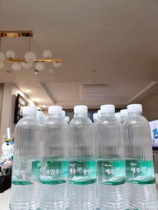 닥터유 제주용암수 닥터유 용암수 — 5점을 준 리뷰어가 2020년 8월 올린 사용 사진