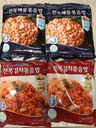 바다는다웰빙이다 전복해물볶음밥/전복김치볶음밥 250g-4봉지 — 5점을 준 리뷰어가 2020년 8월 올린 사용 사진