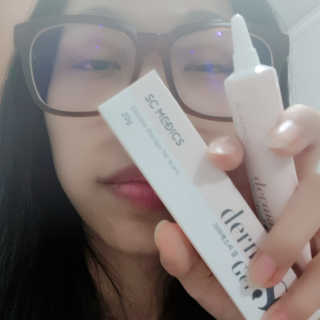 derma SC-Gel 더마에스씨 겔 20g — 5점을 준 리뷰어가 2020년 4월 올린 사용 사진