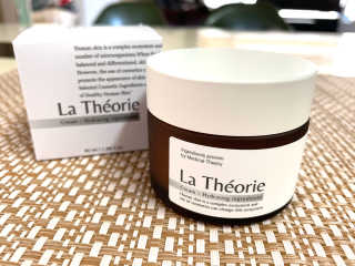 La Theorie Hydrating Ingredients | 하이드레이팅 인그레이디언츠 — 5점을 준 리뷰어가 2020년 5월 올린 사용 사진