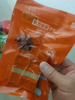 [아침몰] 바로 먹는 실온보관 닭가슴살 소시지 큐브 5팩 — 5점을 준 리뷰어가 2020년 10월 올린 사용 사진
