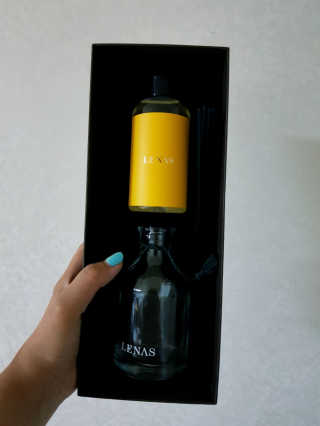 레나스 프리미엄 아로마 디퓨저 200ml  [1SET] — 4.5점을 준 리뷰어가 2020년 9월 올린 사용 사진