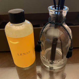 레나스 프리미엄 아로마 디퓨저 200ml  [1SET] — 5점을 준 리뷰어가 2020년 9월 올린 사용 사진