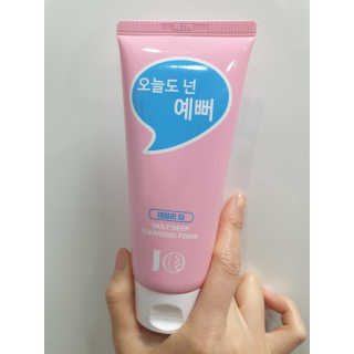 IO 아이오 오늘도 넌 예뻐 - 데일리딥 클렌징폼 — 5점을 준 리뷰어가 2020년 10월 올린 사용 사진