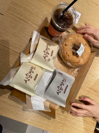 삼송빵집현대아울렛동대문점 [삼송빵집 현대아울렛동대문점] 삼송빵집특별세트 — 5점을 준 리뷰어가 2020년 6월 올린 사용 사진