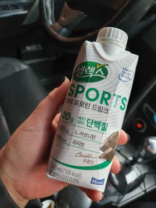 셀렉스스포츠 셀렉스 스포츠 드링크 초콜릿 _ 330ml x 12팩 — 5점을 준 리뷰어가 2020년 11월 올린 사용 사진