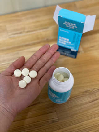 서울약사신협_프리미엄멀티비타민미네랄_1,200mg x 60정 — 4점을 준 리뷰어가 2020년 11월 올린 사용 사진
