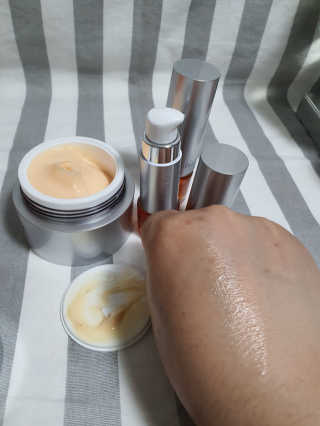 메디페르 [ 2+1 ] 루테인앰플 10ml 2개 + 루테인크림 50ml 1개 — 5점을 준 리뷰어가 2020년 8월 올린 사용 사진