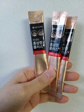 서울약사신협_투데이홍삼정플러스스틱_10g x 30포 — 5점을 준 리뷰어가 2020년 11월 올린 사용 사진