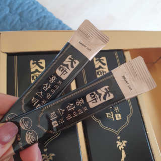 헬스업_천명진프리미엄홍삼스틱_10ml x 30포 — 5점을 준 리뷰어가 2020년 7월 올린 사용 사진