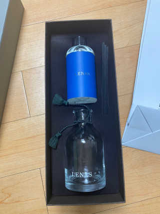 레나스 프리미엄 아로마 디퓨저 200ml  [1SET] — 4.5점을 준 리뷰어가 2020년 5월 올린 사용 사진
