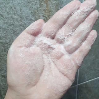 달리프 진저 베러 퍼퓸 탈모 완화 샴푸 1000ml 향 3종 — 5점을 준 리뷰어가 2020년 5월 올린 사용 사진