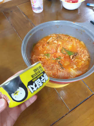 동원참치 펭수참치 — 5점을 준 리뷰어가 2020년 6월 올린 사용 사진