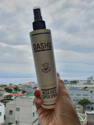 다슈코리아 다슈 포 맨 프리미엄 메가 홀드 슈퍼 스프레이 250ml — 4.5점을 준 리뷰어가 2020년 7월 올린 사용 사진