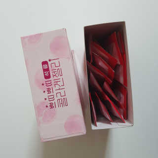헬스업_쁘띠쁘띠석류콜라겐젤리_20g x 14포 — 5점을 준 리뷰어가 2020년 9월 올린 사용 사진