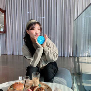 아미니 아쿠아 프로텍터 선쿠션 — 5점을 준 리뷰어가 2020년 4월 올린 사용 사진