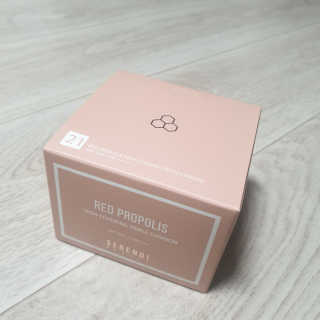 세렌디뷰티 레드 프로폴리스 하이 커버링 트리플 쿠션 — 5점을 준 리뷰어가 2020년 9월 올린 사용 사진