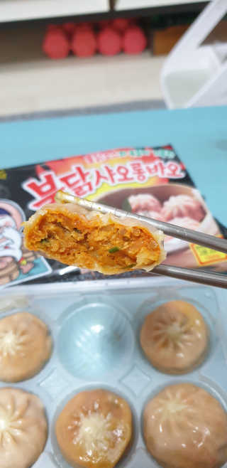 삼양냉동 [삼양] 불닭샤오롱바오+까르보불닭샤오롱바오 2세트구성 — 4.5점을 준 리뷰어가 2020년 11월 올린 사용 사진