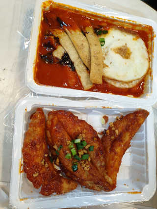 죠스떡볶이 [죠스푸드] 짜빠떡볶이+떡또그+범벅만두 신메뉴 3종 — 3점을 준 리뷰어가 2020년 4월 올린 사용 사진